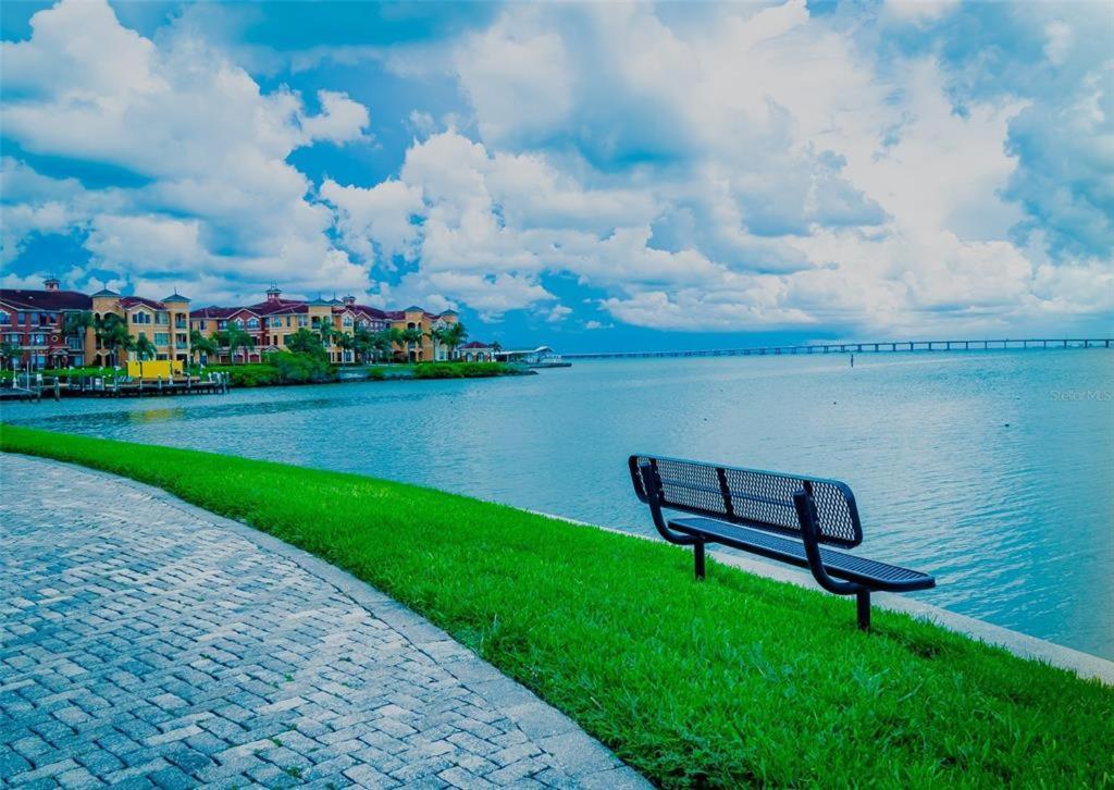 Baywatch Apartment Клиъруотър Екстериор снимка